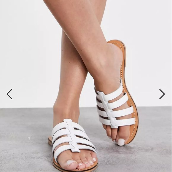 Strappy Open Toed Sandals - Picture 7 of 9